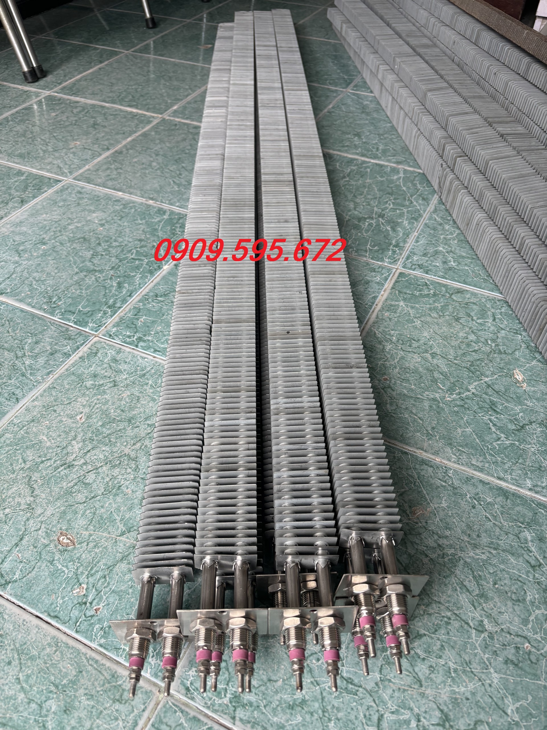 Điện trở cánh tản nhiệt (U)1700 - sx theo yêu cầu